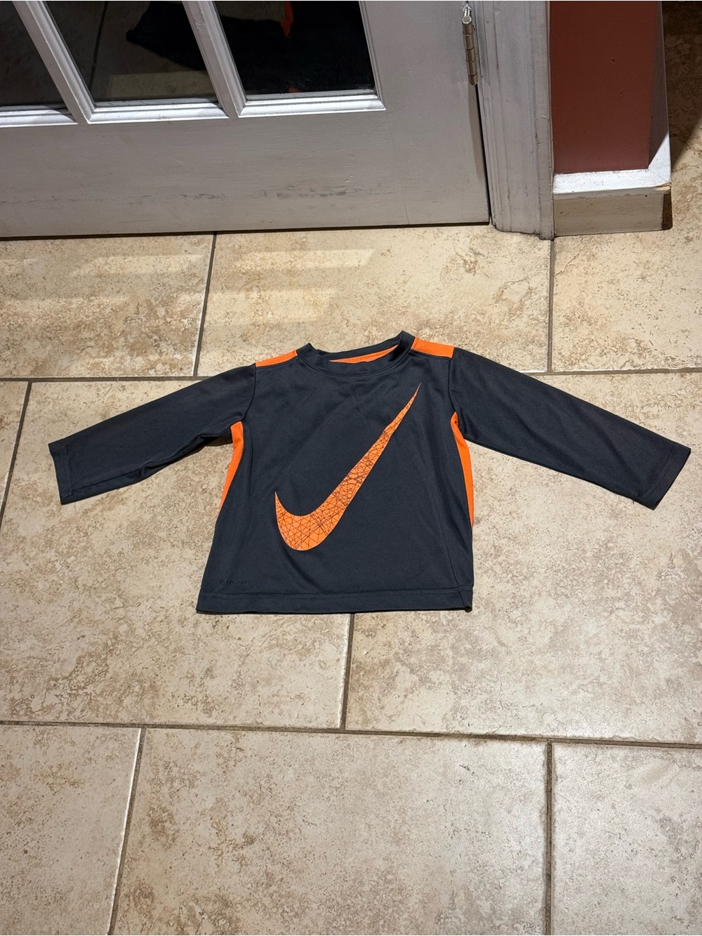 Nike Dri-FIT Long-Sleeve Shirt